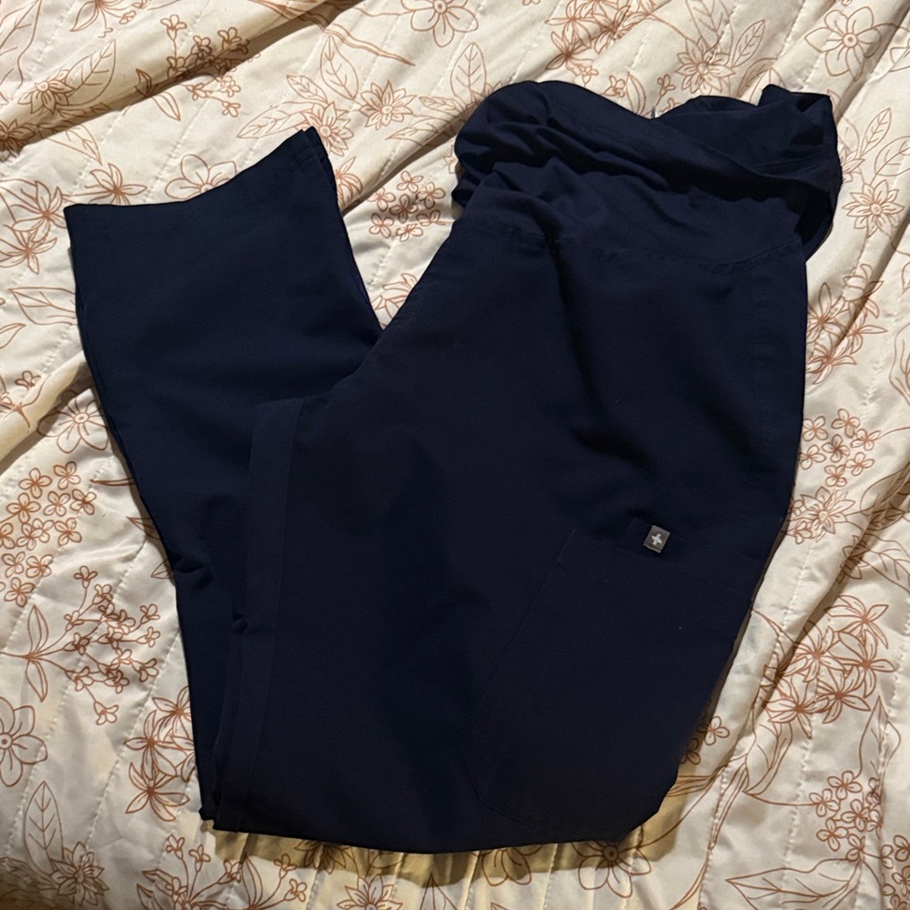 FIGS Maternity Navy scrub pants